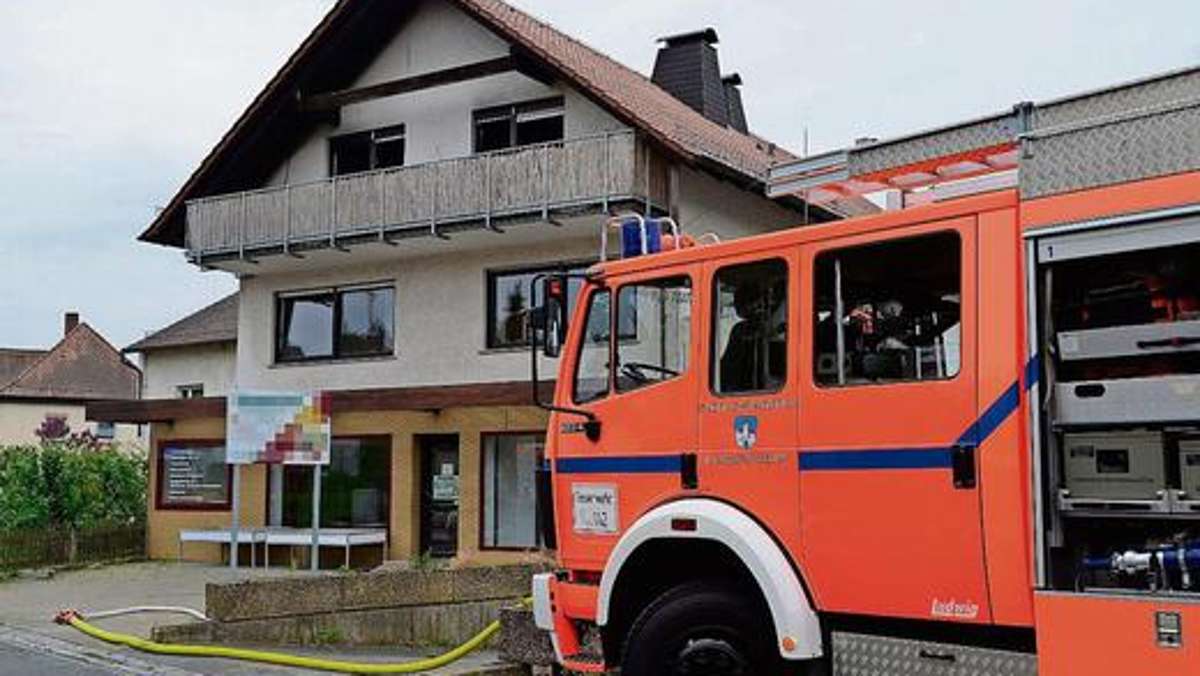 Lichtenfels: Burgkunstadt: Zwei Verletzte bei Brand in Mehrfamilienhaus