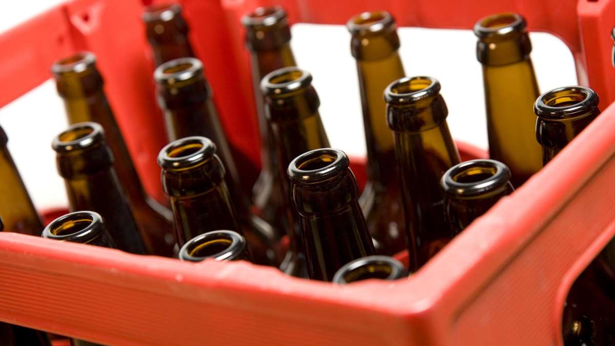 Coburg: Bierkasten auf Beifahrersitz: Polizei zieht Betrunkenen aus dem Verkehr
