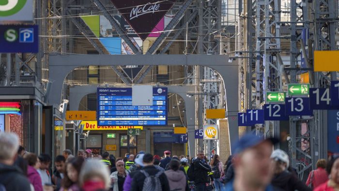 Volle Züge zu Pfingsten: Gewerkschaft warnt vor Bahn-Chaos