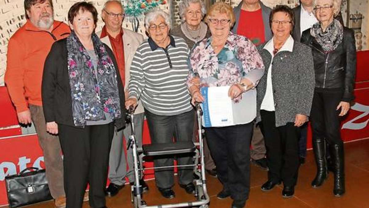Coburg: Urkunden und Ehrennadeln für langjährige Treue
