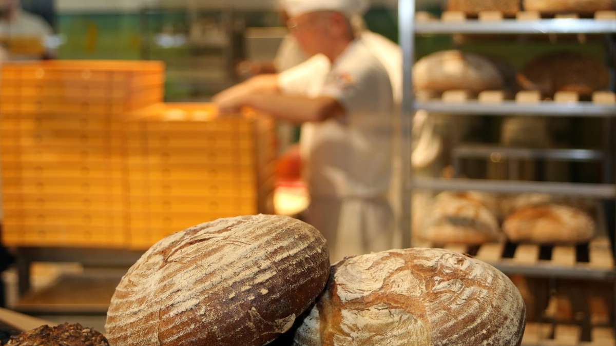 Aus der Region: Bäcker-Innung kündigt Tarifvertrag: Drastische Einbußen für Beschäftigte