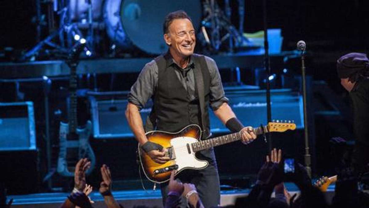 Feuilleton: Bruce Springsteen spielte Geheimkonzert für Obama-Angestellte