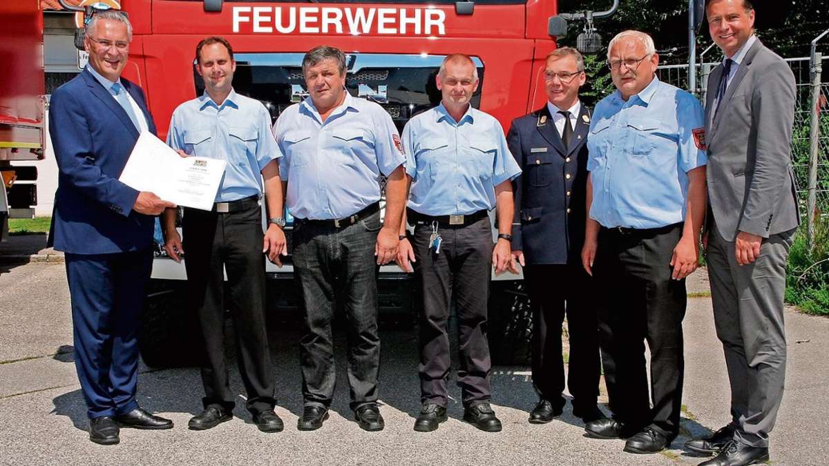 Marktrodach: Neues Feuerwehr-Fahrzeug aus Minister-Hand