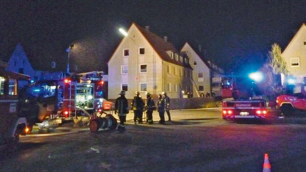 Kronach: Feuerwehren retten drei Menschen