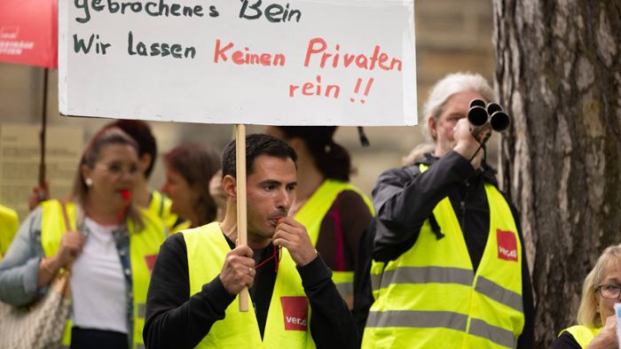 Regiomed-Mitarbeiter: Lautstarker Protest gegen die Privatisierung
