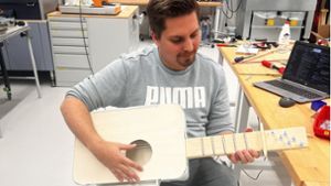 Studenten bauen Instrumente aus Müll