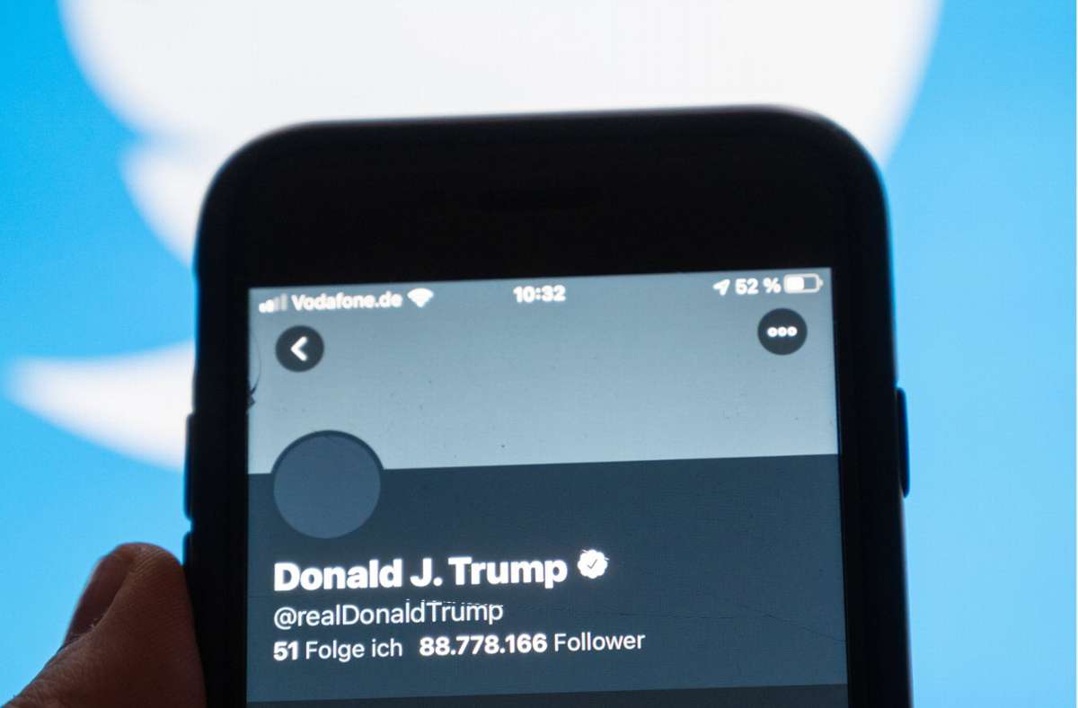 Im Januar 2021 sperrte Twitter Donald Trumps Account. Die Abstimmung über seine Rückkehr anderthalb Jahre später ist nicht repräsentativ. Foto: dpa/Christophe Gateau