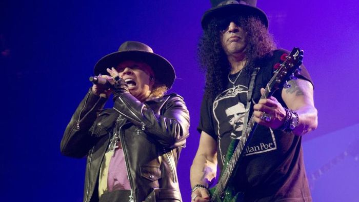 90er-Kultband Guns N' Roses plötzlich vorne in den Charts