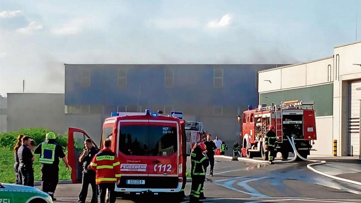 Coburg: Feuer in der Werkshalle: Technischer Defekt löste den Brand aus