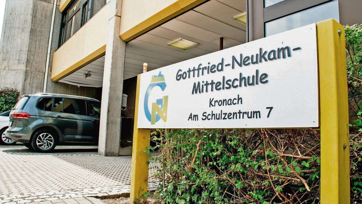 Kronacher Mittelschule: Neuer Anlauf für einen  neuen Namen