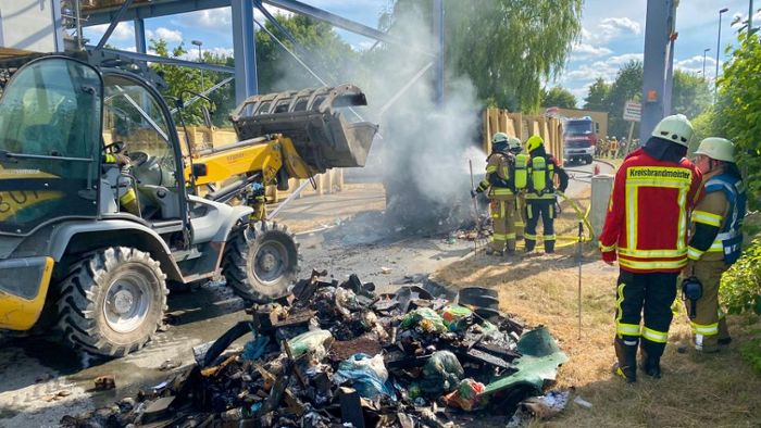 Nächstes Feuer im Kronacher Land: Müllumladestation in Brand