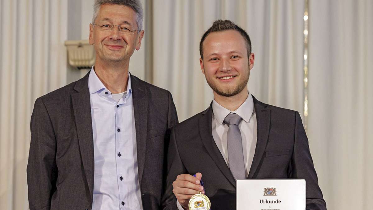 Kronach: Kultusminister belohnt Niklas Diller