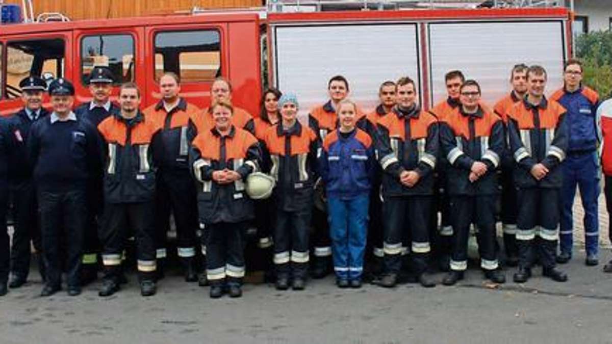 Lichtenfels: 15 Brandschützer bei Prüfungen erfolgreich