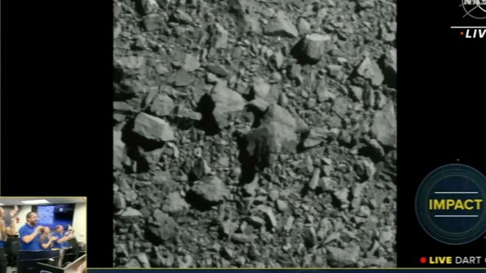 Spektakulärer Abwehr-Test im Weltall: Nasa steuert Sonde absichtlich in Asteroid
