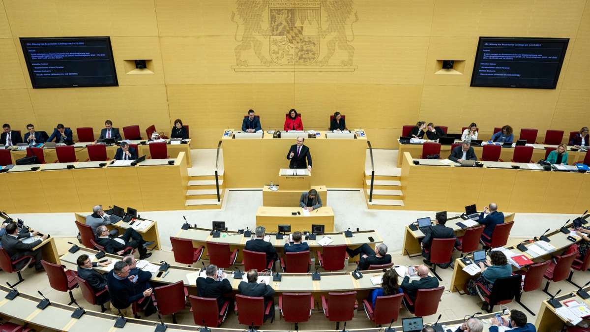 Verteidigung: Bundeswehr-Stärkung oder Bevormundung? Landtag debattiert