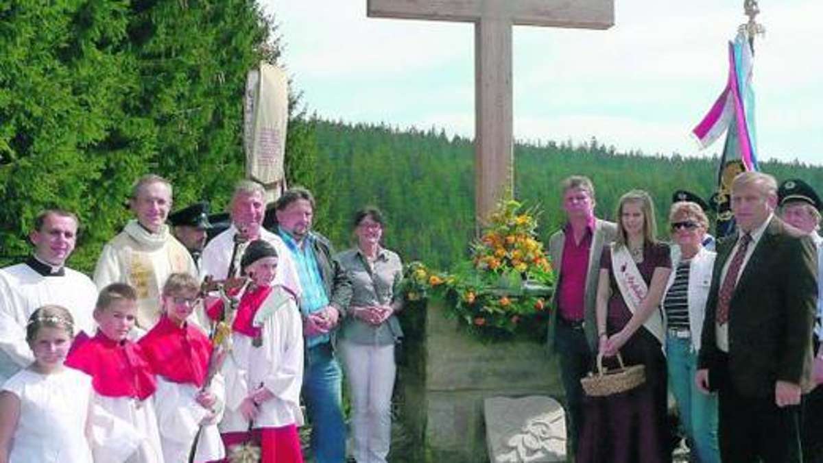 Kronach: Das Felsla-Kreuz strahlt wieder