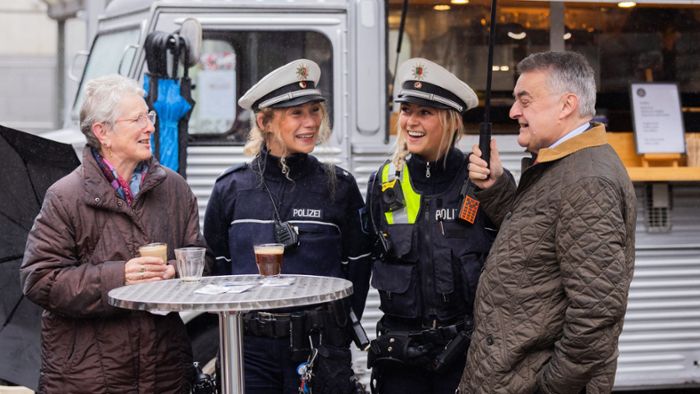 Einladung: Kaffeekränzchen mit der Polizei