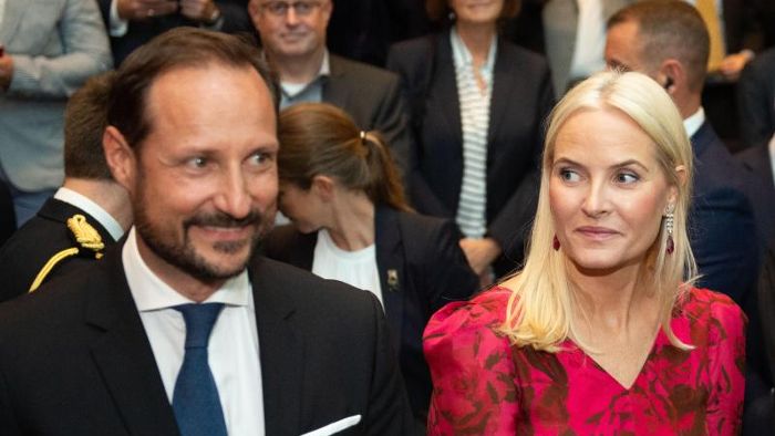 Norwegisches Kronprinzenpaar eröffnet Munch-Ausstellung