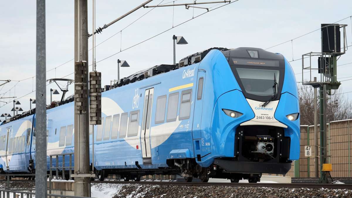 Tourismus: Bahnunternehmen verstärkt Züge zur Landesgartenschau