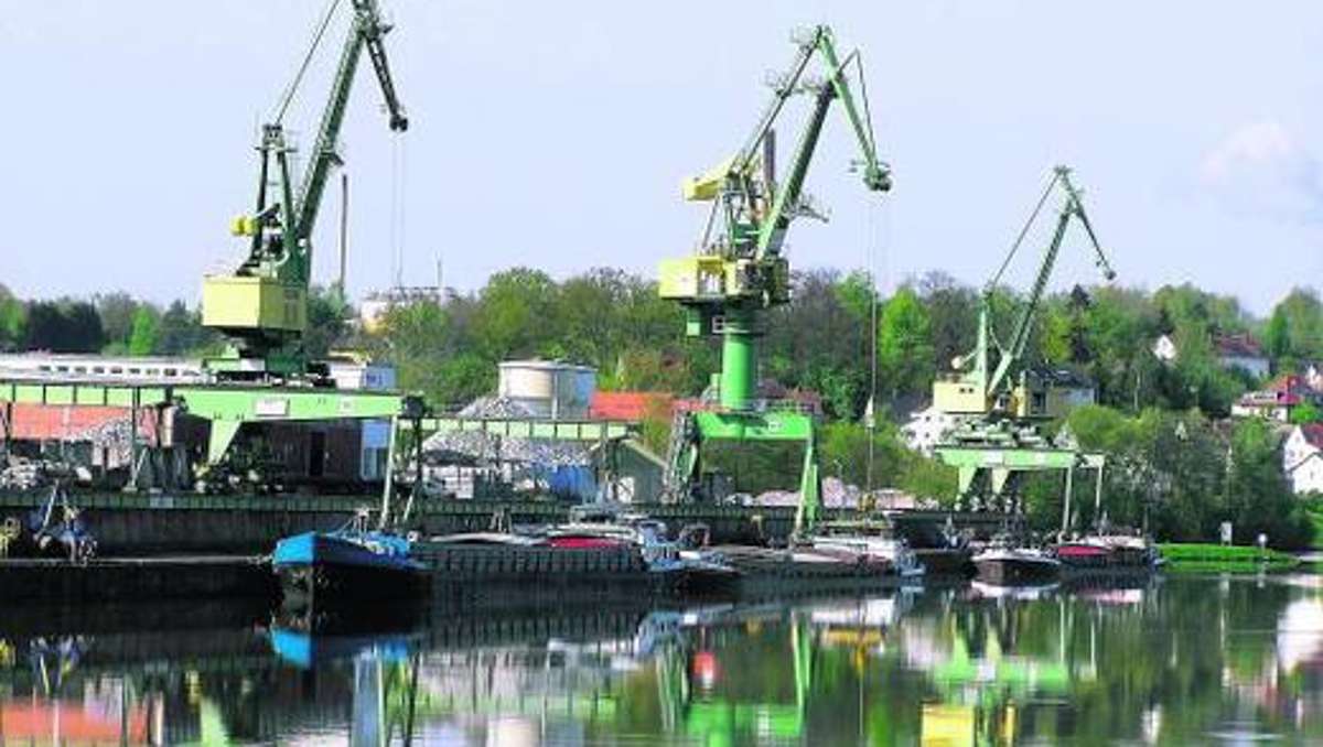 Wirtschaft: Bamberger Hafen verliert unter dem Strich leicht
