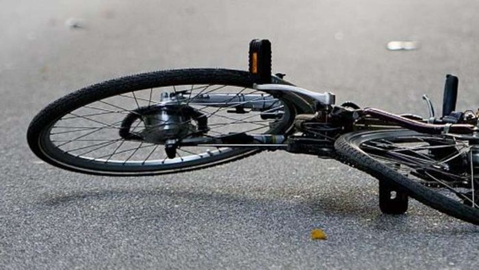 Mit 2,28 Promille: Betrunkene 54-Jährige stürzt vom Fahrrad