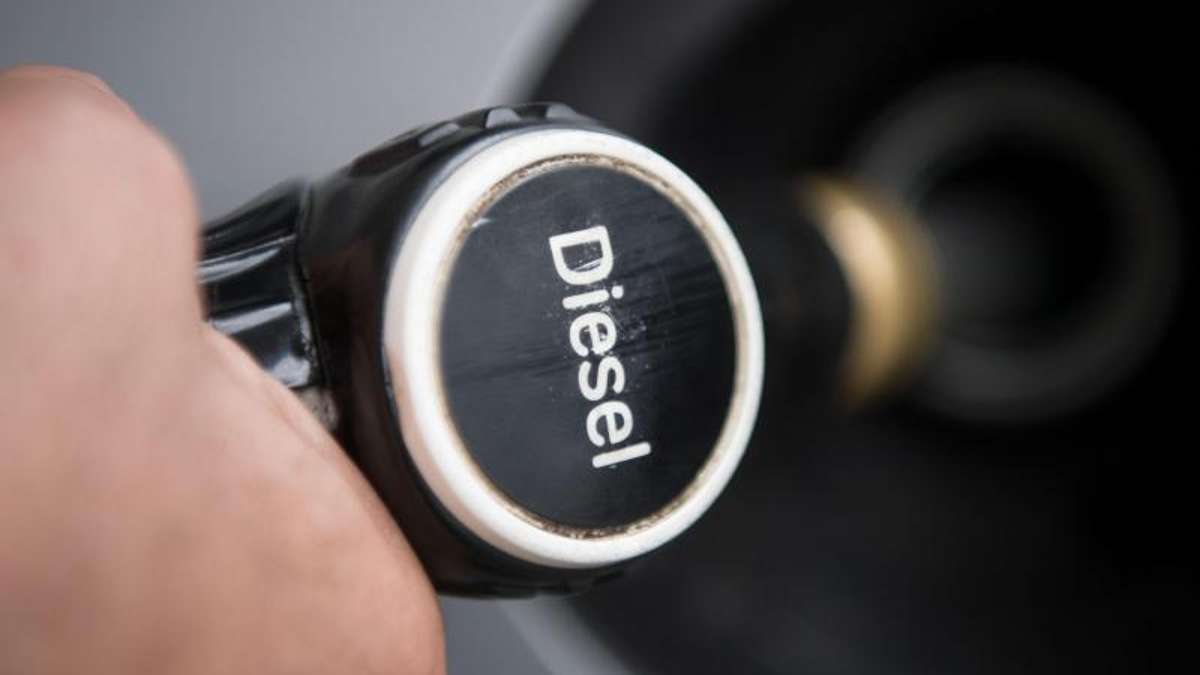 Lichtenfels: Diebe zapfen 150 Liter Diesel ab