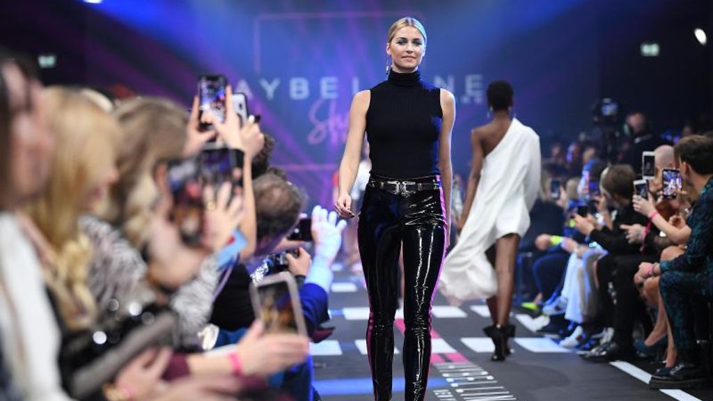 Freizeit-Look: Topmodel Lena Gercke trägt gern Jogginghosen