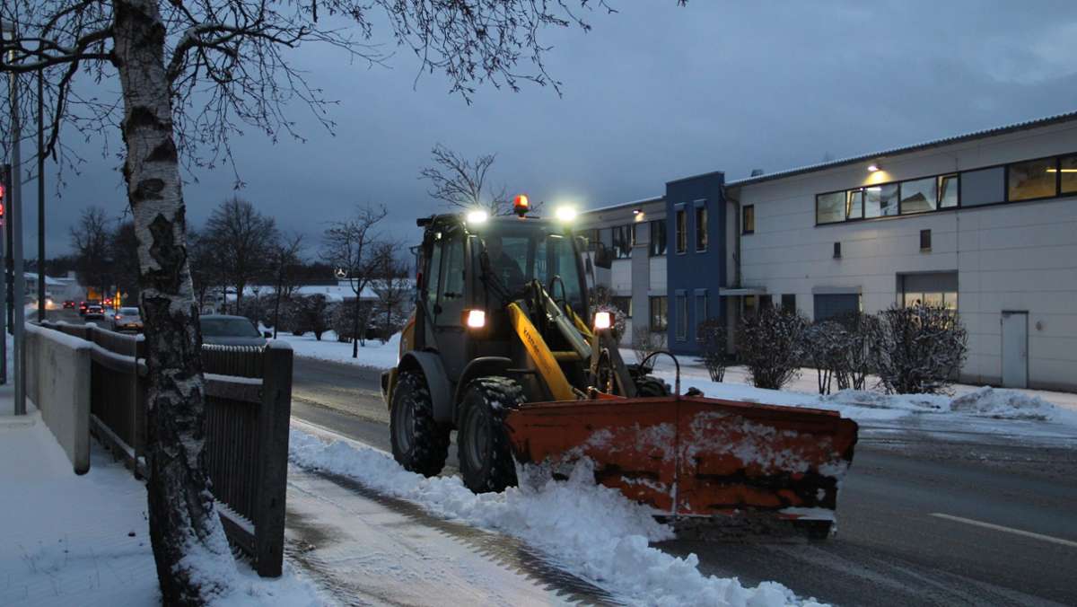Wintereinbruch in Deutschland: Schnee und Glätte in Bayern erwartet – Unfälle im Südwesten