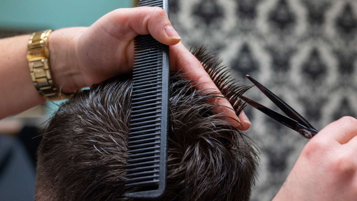 Eine Branche in Not: Friseure schlittern in  die nächste Krise