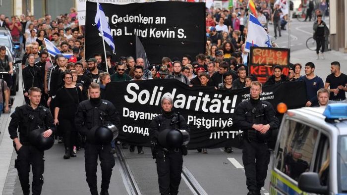 Nach Terror in Halle: Tausende setzen ein Zeichen