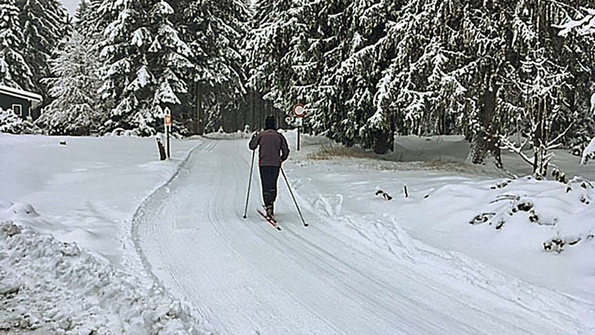 Wintersport im Thüringer Wald: Hoffen auf den nächsten Schnee