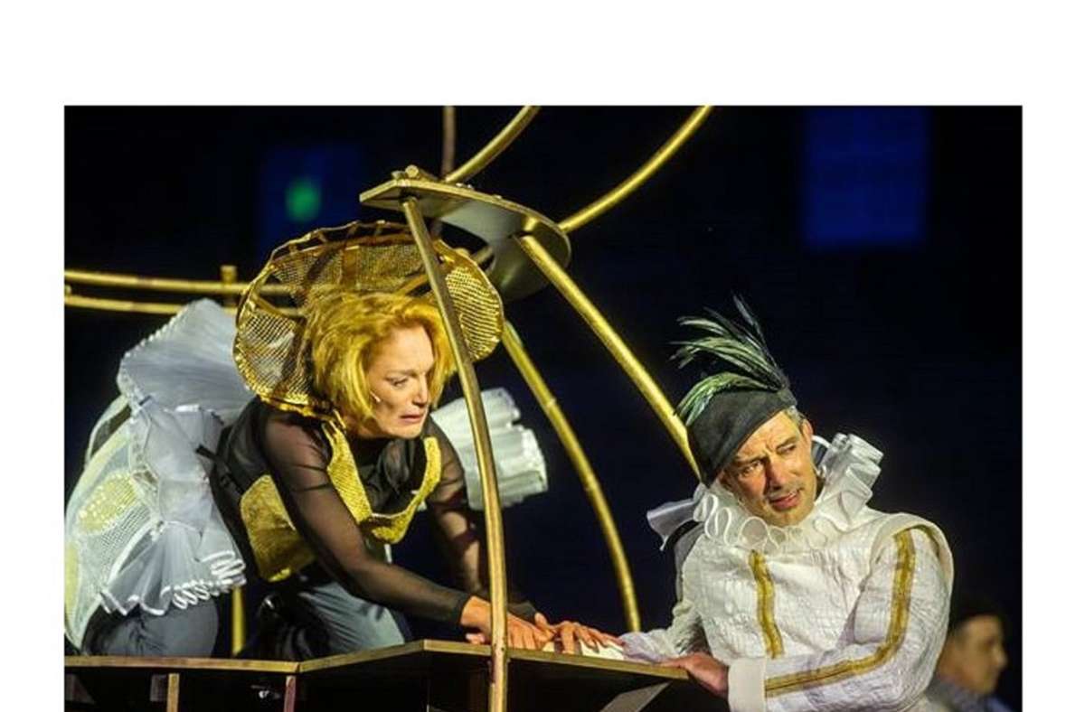 Die Rosenberg Festspiele 2022 in Kronach sind Geschichte.  Das Bild zeigt eine Szene aus Friedrich Schillers „Maria Stuart“. Foto: Frank Wunderatsch