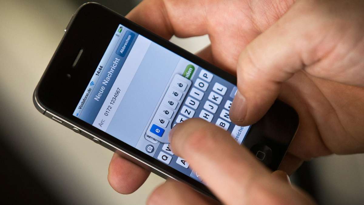 Coburg: Die Polizei warnt: Abzocke via Soziales Netzwerk und SMS