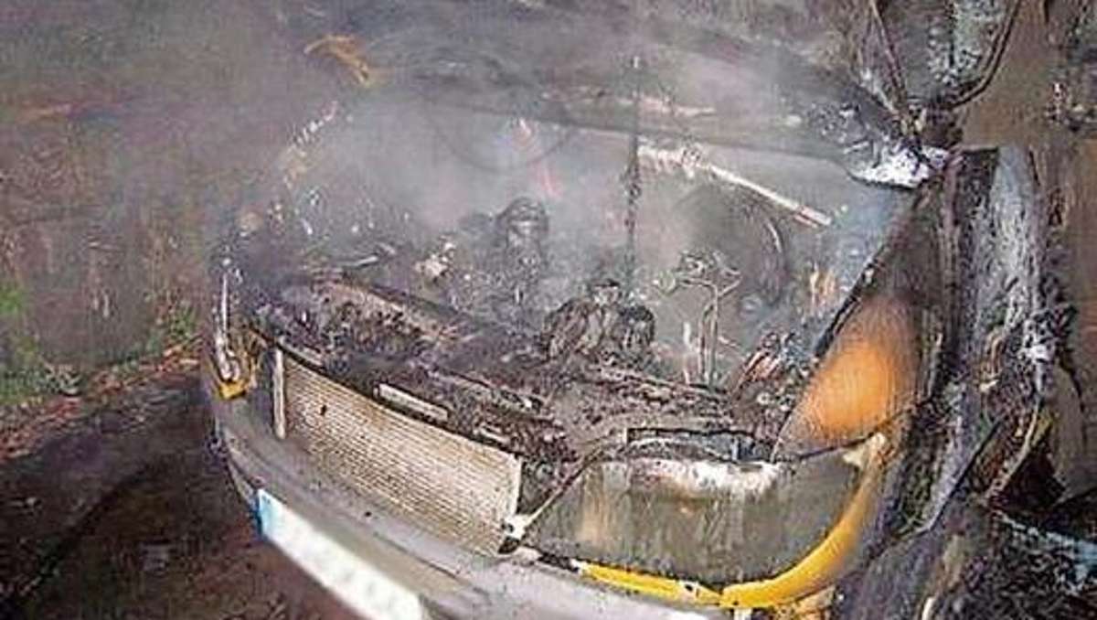 Coburg: Am Morgen: Lastwagen brennt lichterloh