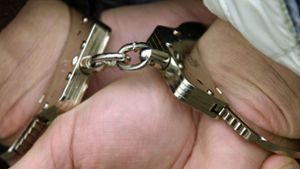 43-Jähriger per Haftbefehl festgenommen