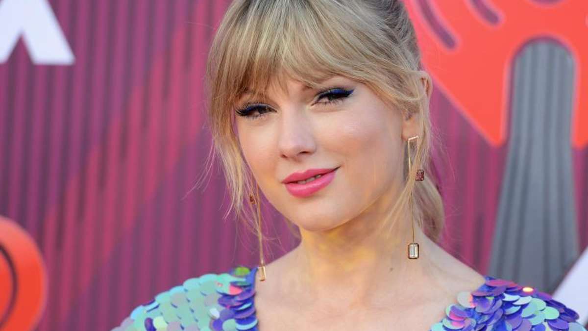 Feuilleton: Taylor Swift schreibt neuen Cats-Song mit Andrew Lloyd Webber