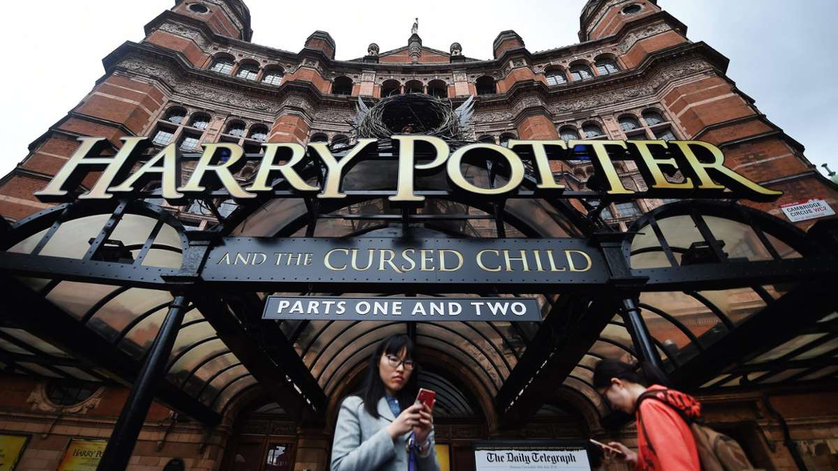 Feuilleton: Harry-Potter-Stück räumt beim britischen Theaterpreis ab