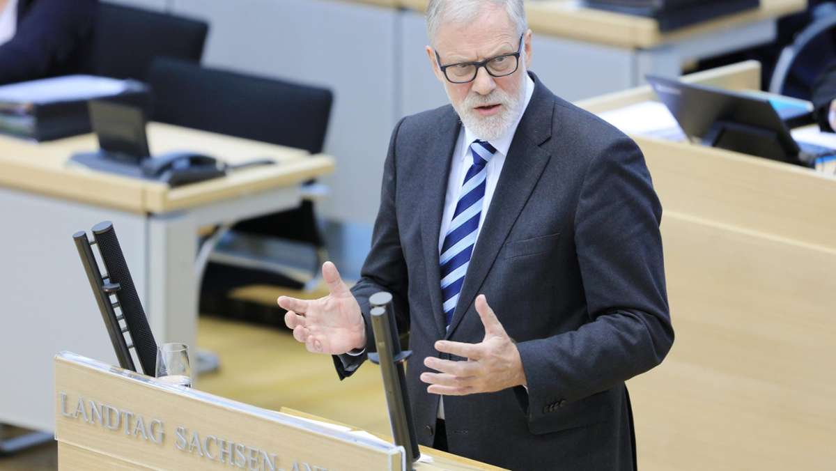 Feuilleton: CDU-Politiker Robra fordert Umbau von öffentlich-rechtlichem Rundfunk