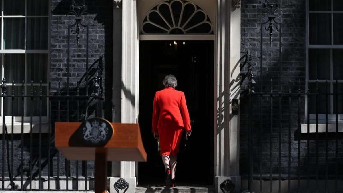 Rücktritt angekündigt: Theresa May: Am Brexit gescheitert