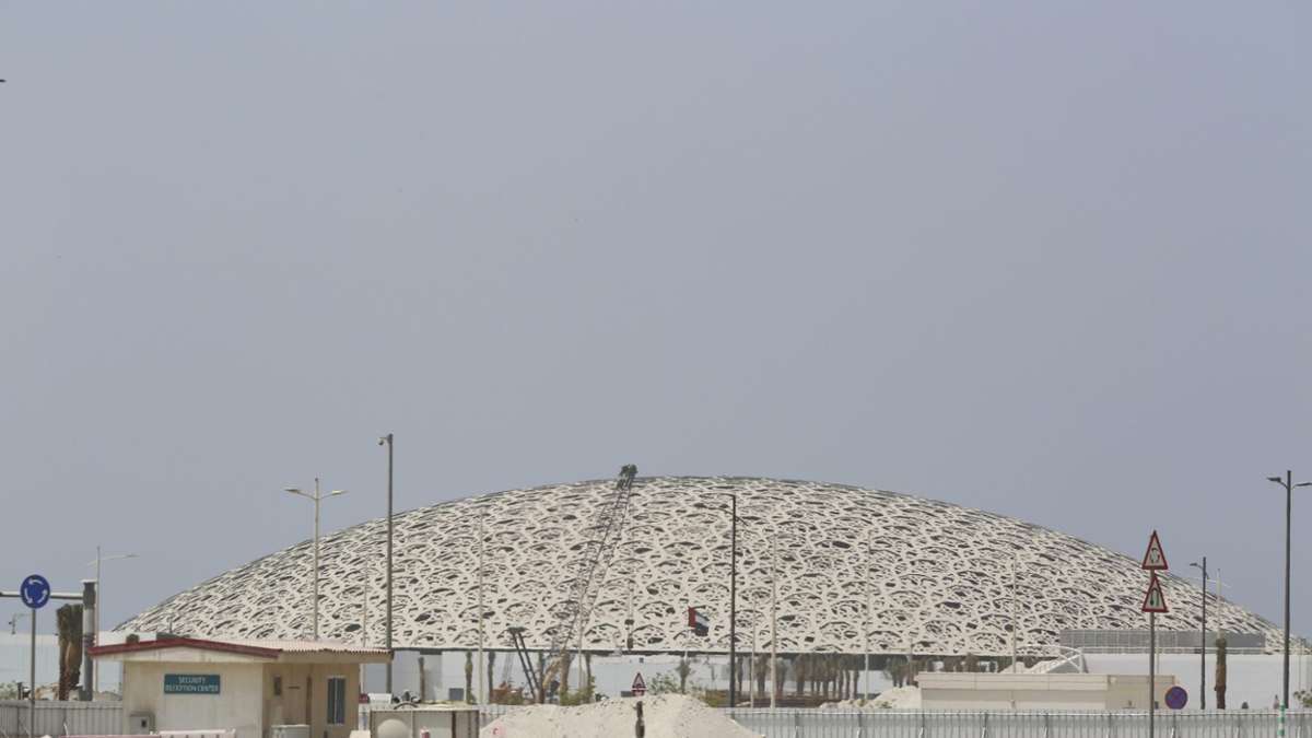 Feuilleton: Louvre Abu Dhabi soll im November eröffnet werden