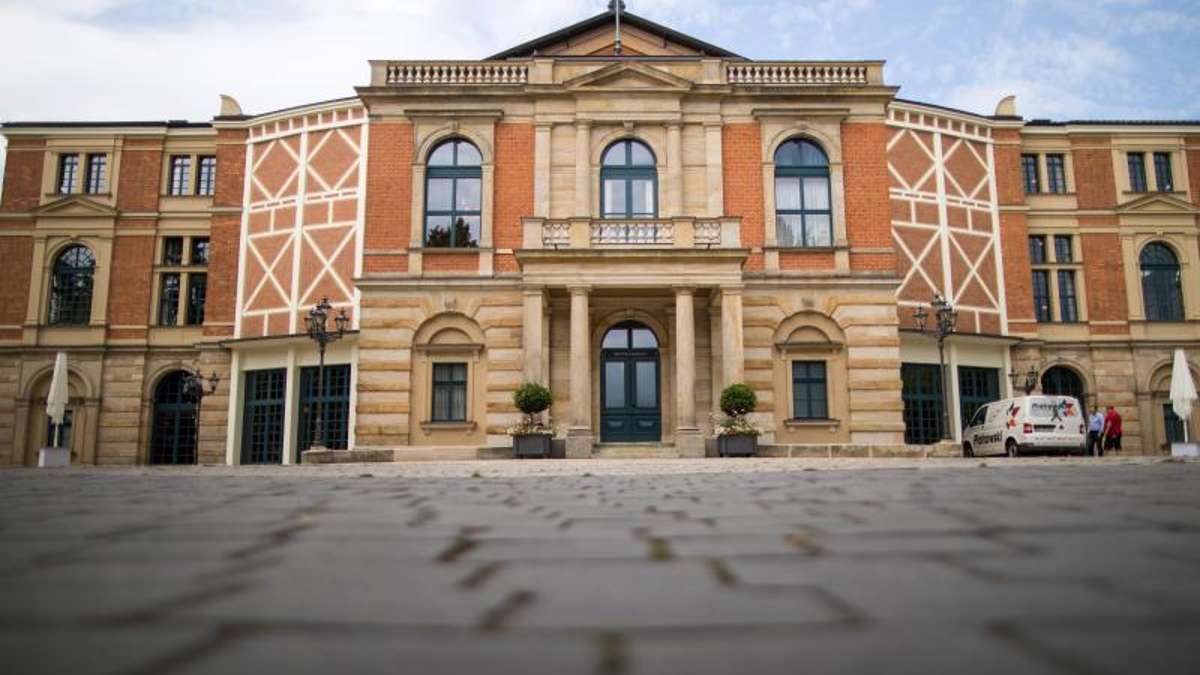 Länderspiegel: Bayreuther Festspielhaus bald wieder mit Gerüst