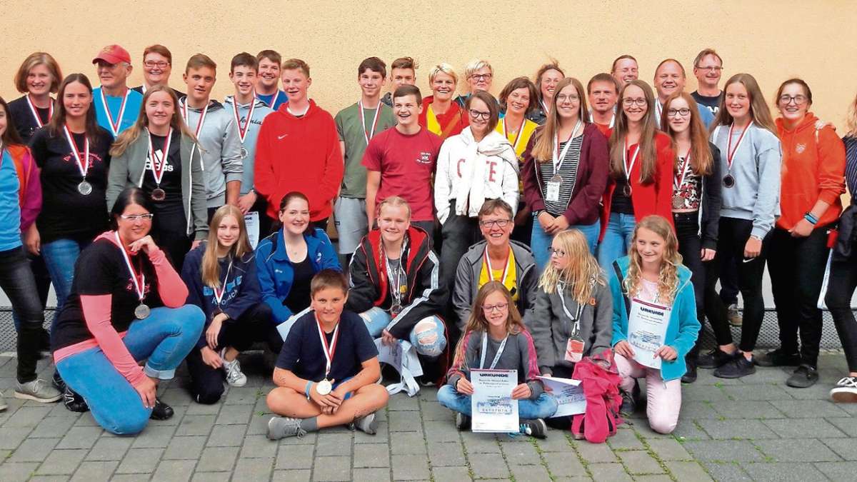 Kronach/Bayreuth: Medaillenflut für Rettungsschwimmer