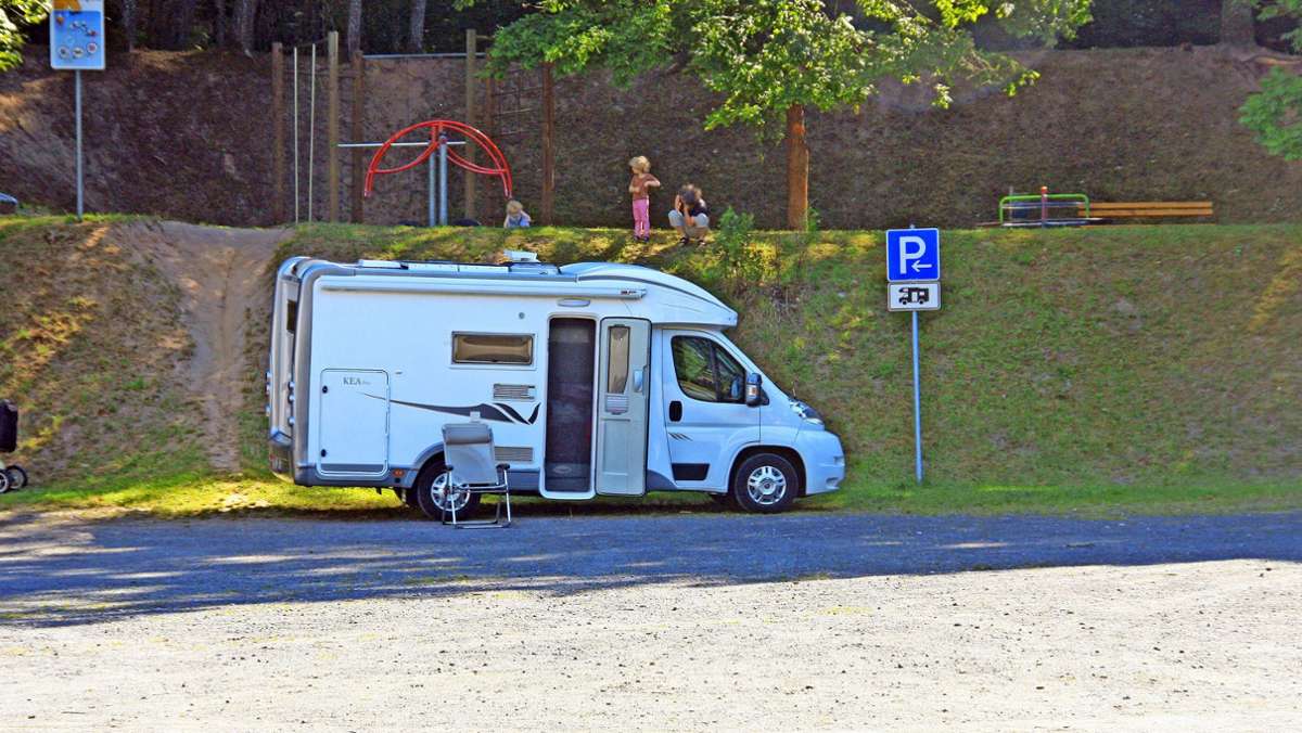 Wohnmobil-Stellplätze: Den Camping-Boom nicht verschlafen