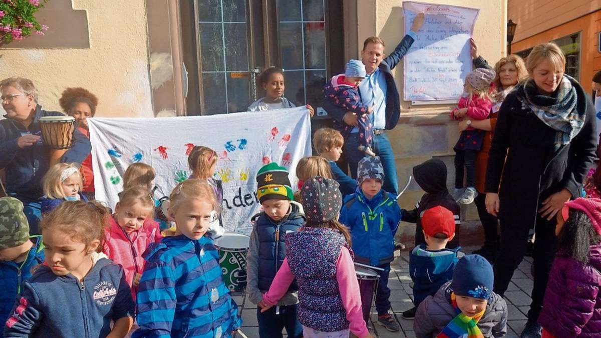 Bad Rodach: Trommeln für die Rechte der Kinder