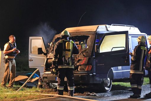 Der Camping-Bus hatte plötzlich Feuer gefangen. Foto: News5 / Merzbach