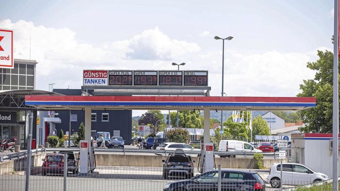 Ärger um Benzinpreis: Tankrabatt verpufft an der Zapfsäule