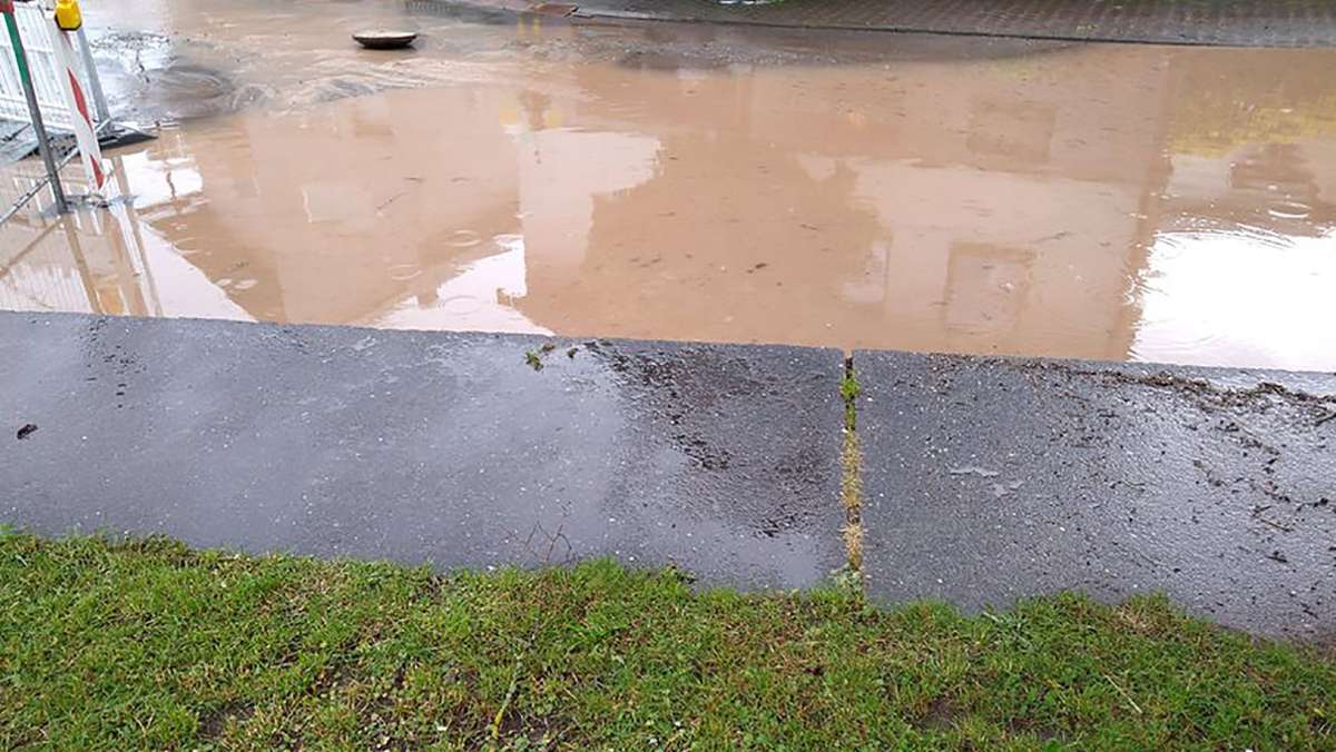 Unwetter im Coburger Land: Geflutete Keller, überschwemmte Straßen