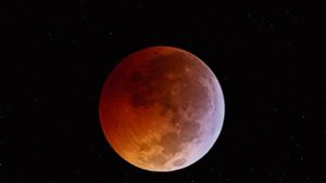 Der Mond ganz rot