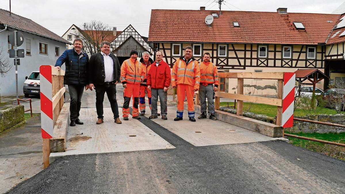 Hassberge: Brücke dank Notlösung wieder befahrbar
