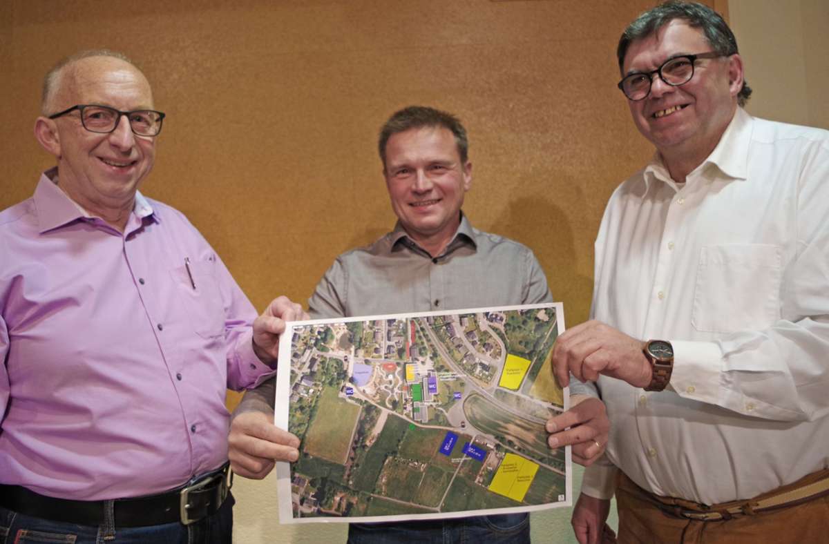 Messeorganisator Edgar Rebhan, Bürgermeister Frank Jakob und ARGE-Vorsitzender Peter Klinger (von links)  präsentierten die Planungen Foto: Peter Fiedler
